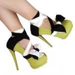 BLACK AND WHITE HEEL CONDOM